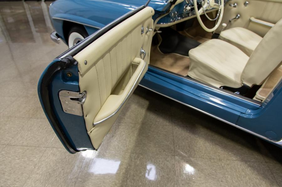 Интерьер Mercedes-Benz 190 SL (Bm.121.042) 1962 года  (фото 60 из 175)